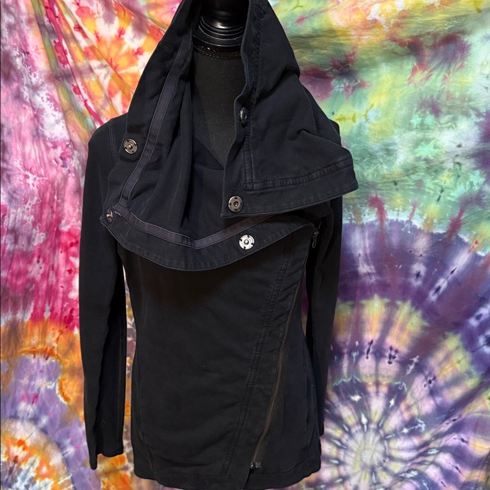 LULULEMON METHOD WRAP JACKET🖤 - image 5